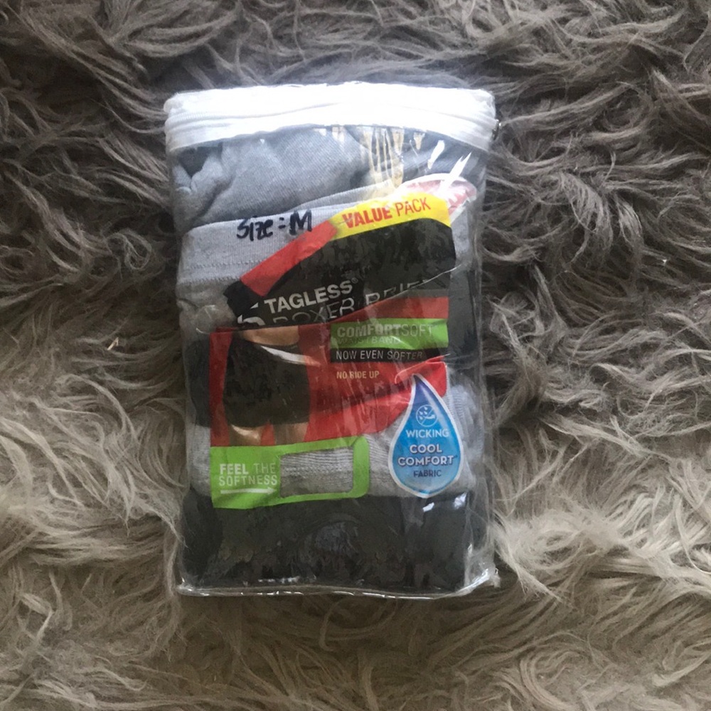 Men’s 4-Pack Hanes Tagless Boxer Briefs - S